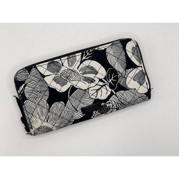 Vera Bradley Black/Wht Floral Zip Around Wallet  Multiple Compartments - Picture 2 of 12